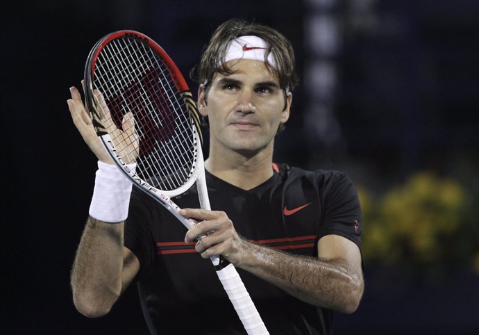 El Tenista Suizo Roger Federer En El Torneo De Dubai