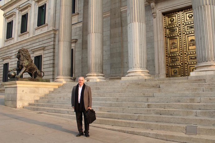 Presidente De La Confederación De Sindicatos De Cajas De Ahorros