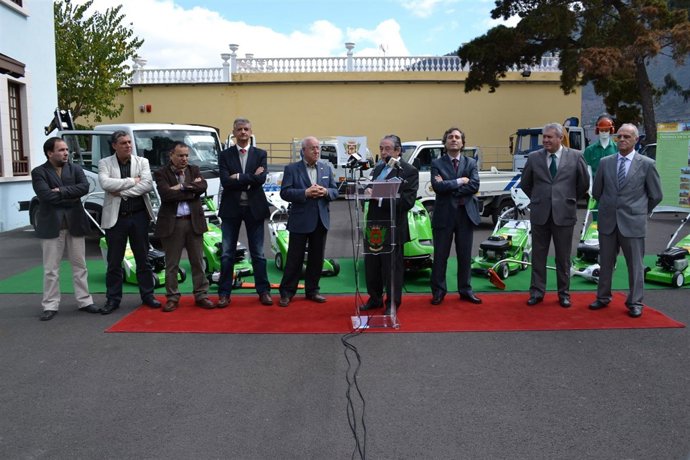 Presentación De La Maquinaria De Cespa