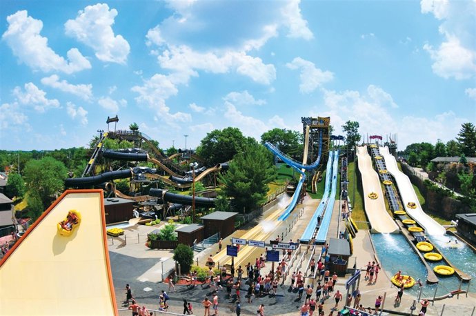 Parque Acuático De Parques Reunidos NohaS Ark