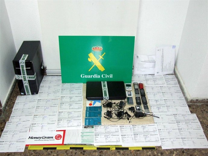 Material Intervenido Especializado En Estafas Cartas Nigerianas