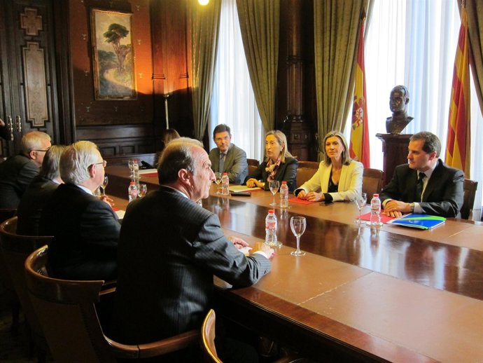 Reunión De La Ministra Ana Pastor Con El GTI4