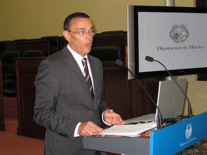 El Presidente De La Diputación De Huelva, Ignacio Caraballo, En Rueda De Prensa.