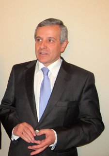 El Alcalde De León, Emilio Gutiérrez