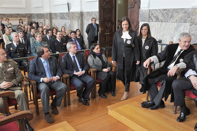 Nota C. Presidencia: ALFONSO RUEDA ASISTE Á XURA DOS CATORCE NOVOS XUÍCES NO TRI