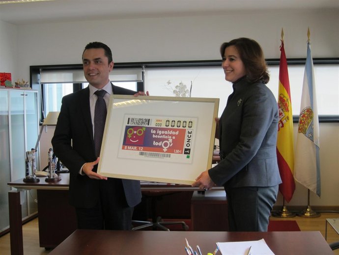 Presentación Del Cupón De La Once Para El Día De La Mujer