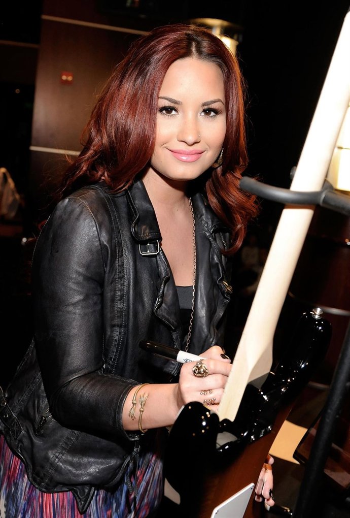 Posado De Demi Lovato 
