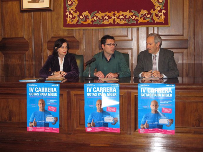 Maribel Martínez, Javier Domingo Y Carlos Casas