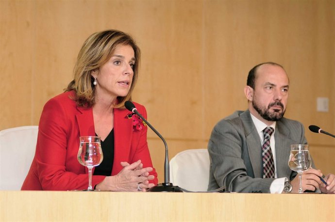 Ana Botella Junto A Miguel Ángel Villanueva
