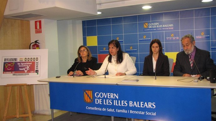 Presentación Del Cupón Sobre Día De La Mujer