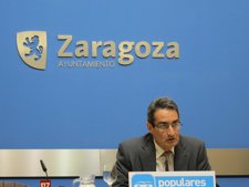 El Concejal Del PP, Julio Calvo, En La Sala De Prensa