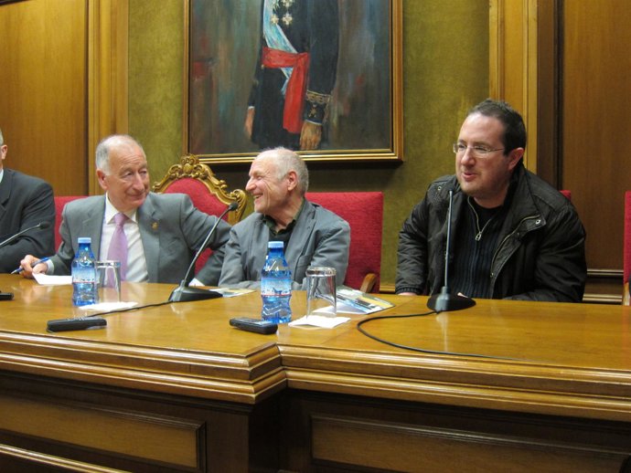 Gabriel Amat, Y Los Artistas Antonio López Y Andrés García Ibáñez