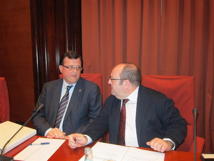 El Conseller F.X.Mena, En El Parlament