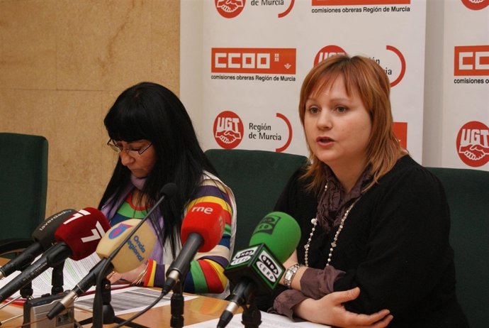 Las Secretarias De Igualdad De UGT Y CCOO En La Región