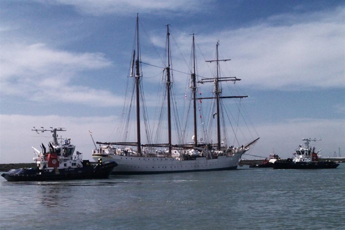 Buque Escuela Juan Sebastian De Elcano