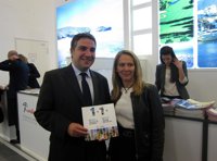 Bendodo defiende que los cargos públicos se formen y dice que los cursos "más que un gasto son inversión"