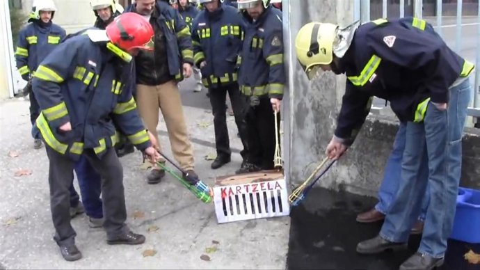 Imagen Del Video De Los Bomberos De Vitoria