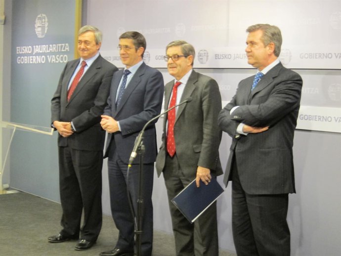 Firmantes Del Acuerdo Extraordinario De Financiación