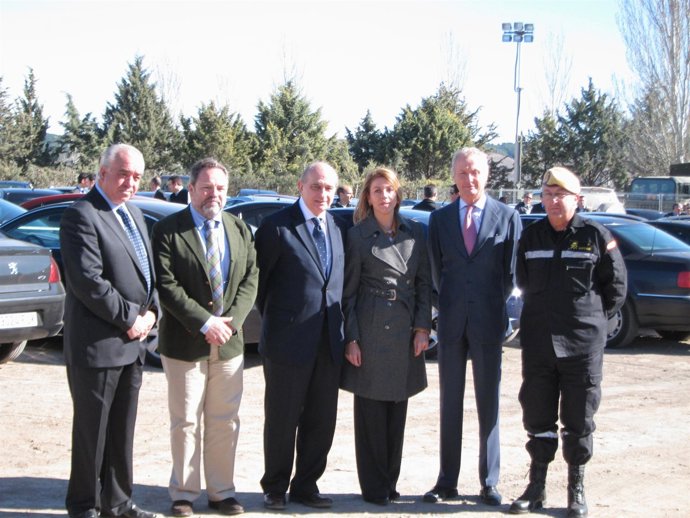 Fernánez Díaz, Cospedal Y Morenés En Su Visita A Un Simulacro De La UME