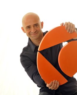 El Periodista Antonio Lobato