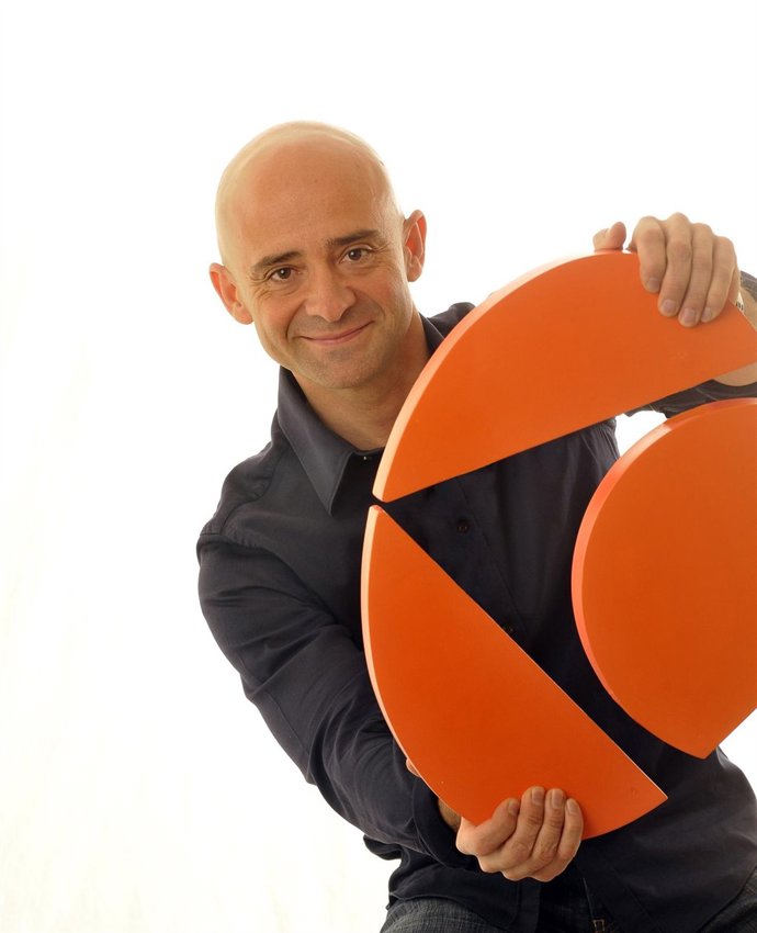 El Periodista Antonio Lobato