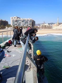 Badalona Instala Un Sensor De Olas Para Evaluar La Regeneración De Sus Playas