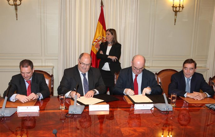 Firma Del Convenio Entre El Colegio De Registradores Y El CGPJ