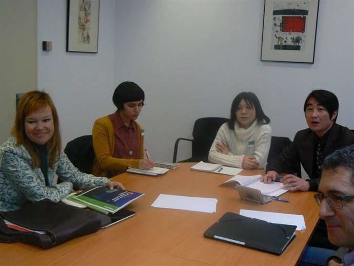 PSOE En El Congreso Con Directora De Guardería De Fukushima