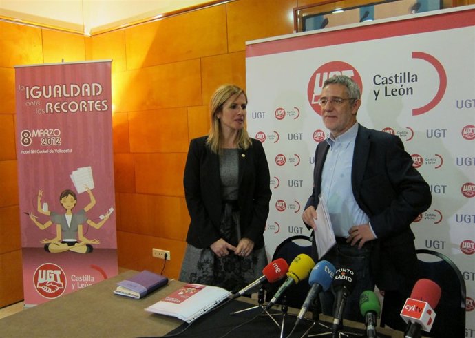 Prieto Comparece Junto A La Directora De La Unidad De Igualdad De La USAL