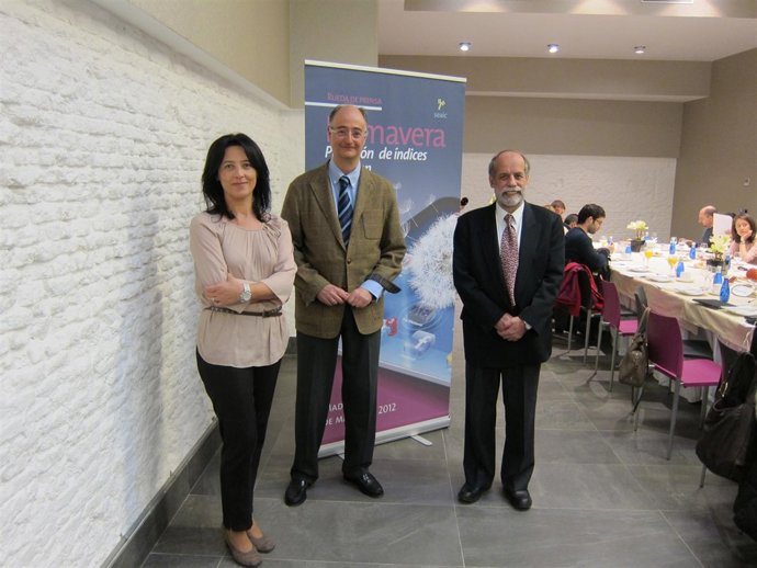 Los Doctores Vega, Olaguibel Y Feo, En La Presentación De Datos De Las Alergias