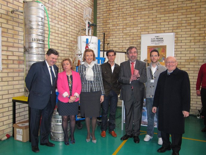 Rudi Y Belloch En Su Visita A Los Proyectos Del 25 Premio Don Bosco En Zaragoza
