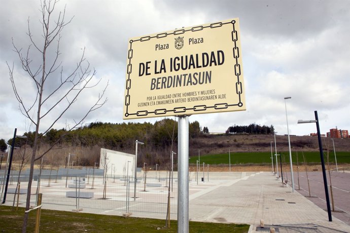 Plaza De La Igualdad, En Pamplona.