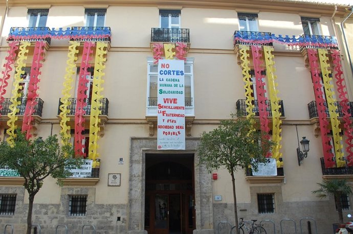 'Penjà' De La Falla De Cáritas