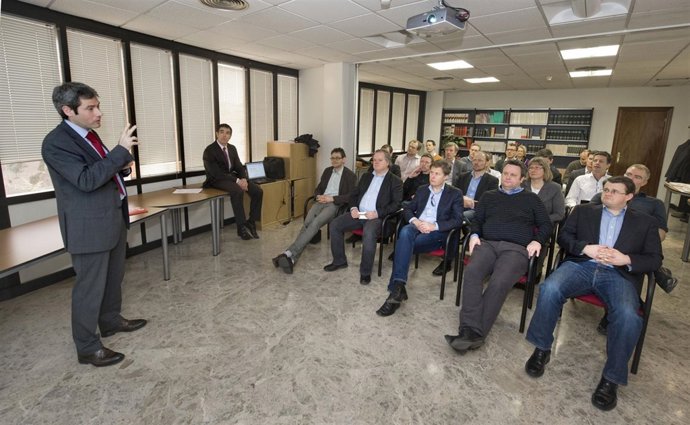 Jorge San Miguel Se Dirige Al Grupo De Empresarios Nórdicos Que Visita Navarra.