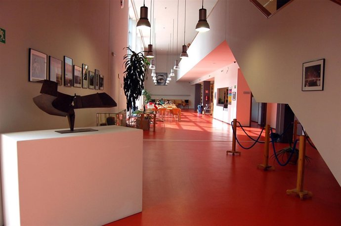 Biblioteca Isaac Albéniz