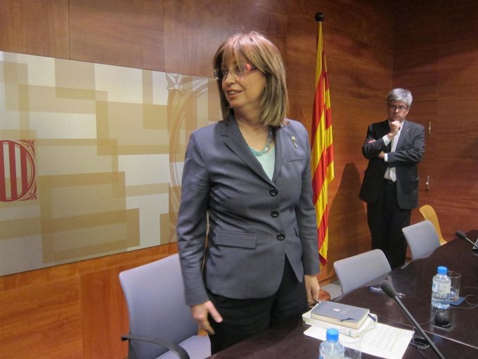 La Consellera De Enseñanza De La Generalitat, Irene Rigau