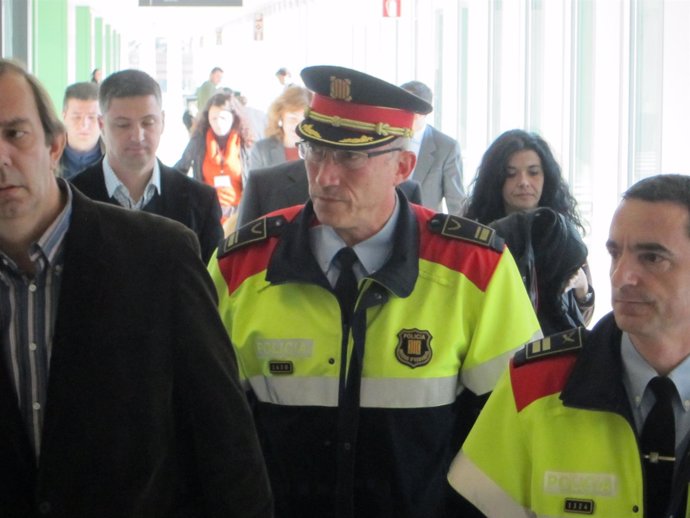 Antoni Antolín, Jefe Del Operativo De Mossos Durante La Carga Policial Del 27M