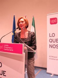 Díez (UPyD) abre la campaña en Sevilla, pide el voto "crítico y exigente" y espera sacar "tres o cuatro" diputados