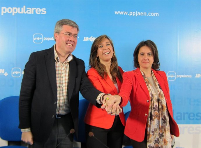 Fernández De Moya, Junto A Sánchez Camacho Y Catalina García Hoy