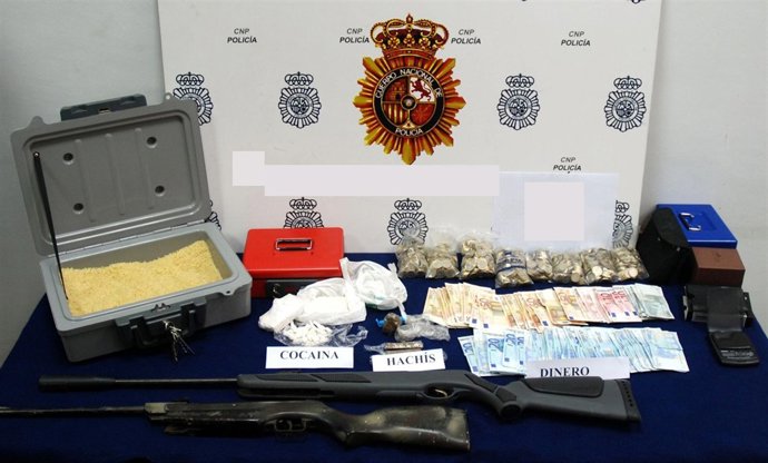 Material Intervenido De La Telecoca En Dos Hermanas (Sevilla)