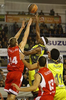 Assignia Manresa - Blancos De  Rueda Valladolid 