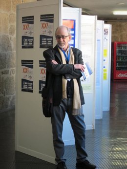 El Pediatra Y Presidente Del Congreso, José Luis Iglesias Diz