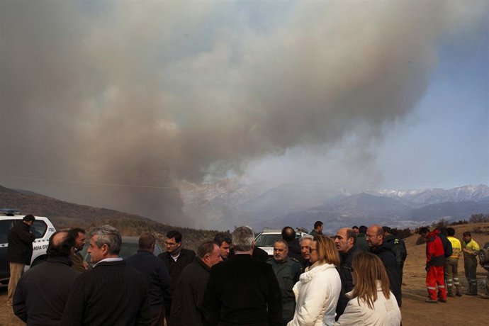 La Presidenta De Aragón, En La Zona Del Incendio
