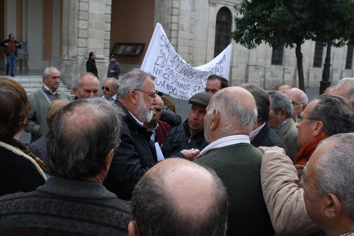 Torrijos Con El Colectivo De Colaboradores Sociales Jubilados
