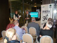 Andalucía10.-El aceite de oliva virgen extra de DOP Baena (Córdoba) llega a Dinamarca en una campaña de promoción