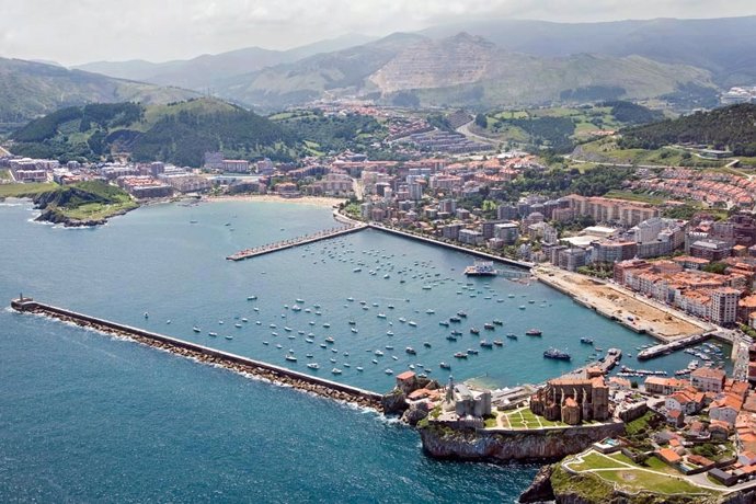 Puerto de Castro Urdiales