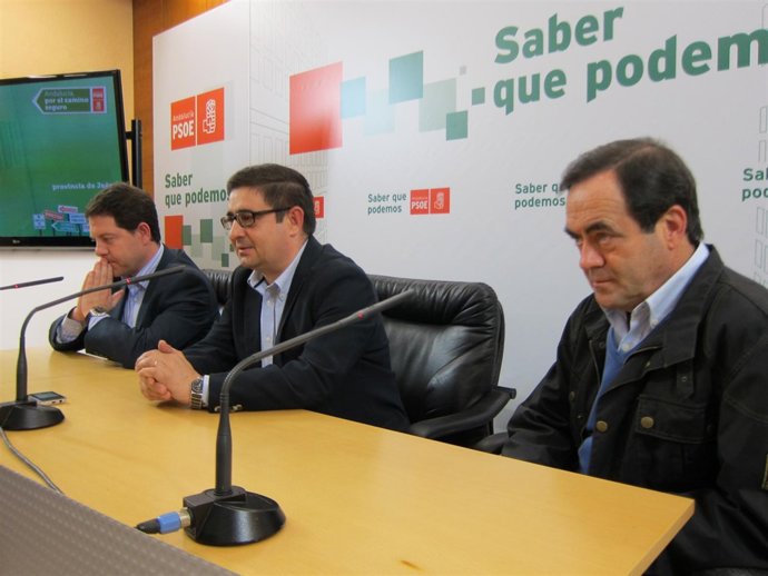 García-Page, Junto A Reyes Y Bono Hoy