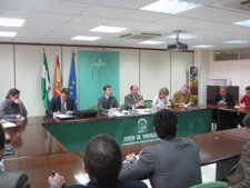 El Director General De Regadíos De La Junta De Andalucía En Una Reunión 