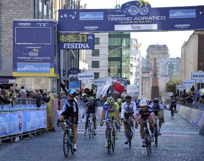 Hagen Se Impone En La Cuarta Etapa De La Tirreno