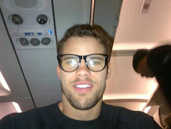 Kris Humphries En Twitter